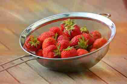 Scientists Made a Fruit Wash That Helps Fruit Stay Fresh Longer